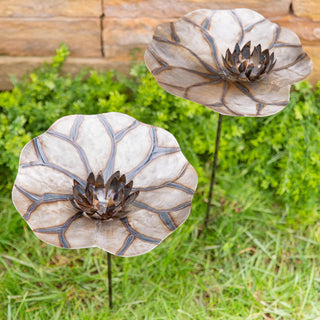 Metal Lily Pad Garden Stakes (Set of 2)