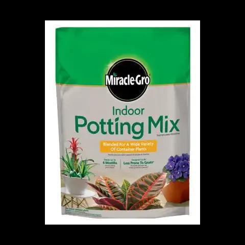 Miracle-Gro 72776430 Indoor Potting Soil Mix, 4 to 6 in Coverage Area, 6 qt